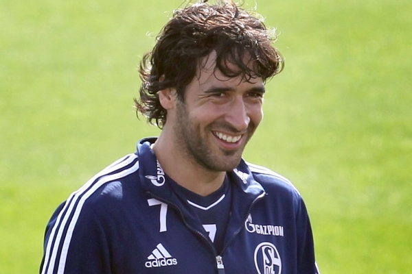 Raúl. Raúl.