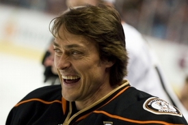 Teemu Selänne má stejně jako Jágr rád humor.