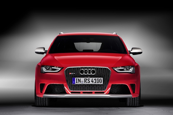 Klasický vzhled přední části současných modelů Audi.