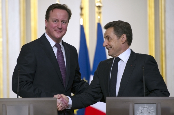 David Cameron a Nicolas Sarkozy chystají strategické projekty. David Cameron a Nicolas Sarkozy chystají strategické projekty.