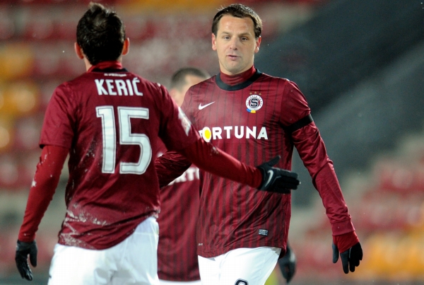 Kapitán Sparty Marek Matějovský s Andrejem Keričem.
