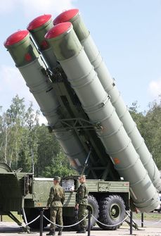 Ruský protivzdušný systém S-400.