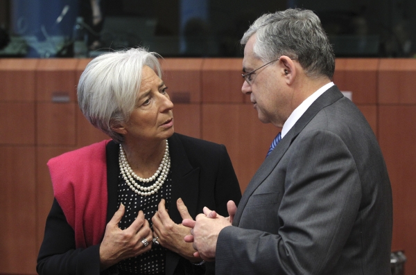 Šéfka MMF Christine Lagardeová a řecký premiér Lucas Papadimos. Šéfka MMF Christine Lagardeová a řecký premiér Lucas Papadimos.