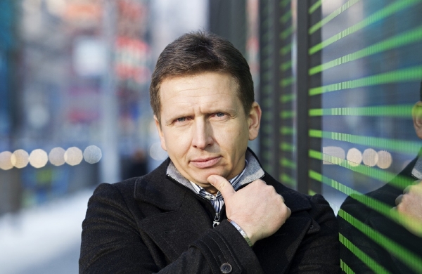 Martin Dvořák chtěl prodat dvě třetiny opraven DPP Škodě. Martin Dvořák chtěl prodat dvě třetiny opraven DPP Škodě.