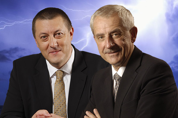 Ministr zdravotnictví Leoš Heger (vpravo) odvolal z funkce Martina Beneše. Ministr zdravotnictví Leoš Heger (vpravo) odvolal z funkce Martina Beneše.