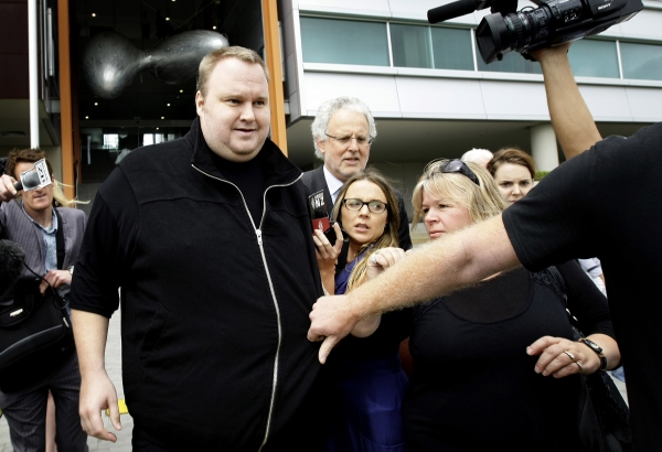 Kim Schmitz bezprostředně po propuštění na kauci.