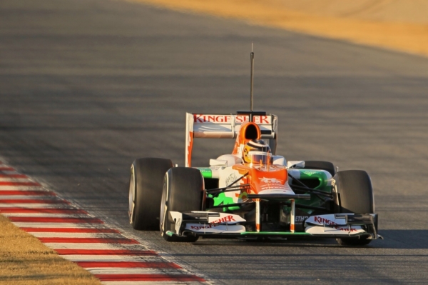 Německý pilot Nico Hülkenberg z týmu Force India byl v druhém dnu testů nejrychlejší.