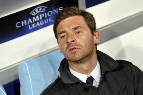 Trenér Chelsea André Villas-Boas. 