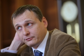 Faktický lídr Věcí veřejných Vít Bárta měl kvůli příspěvku na Facebooku malér.