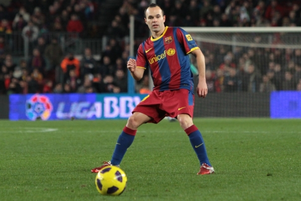 Barcelonský záložník Andrés Iniesta. Barcelonský záložník Andrés Iniesta.