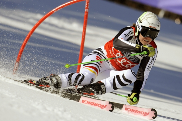 Sjezdařka Viktoria Rebensburgová. Sjezdařka Viktoria Rebensburgová.