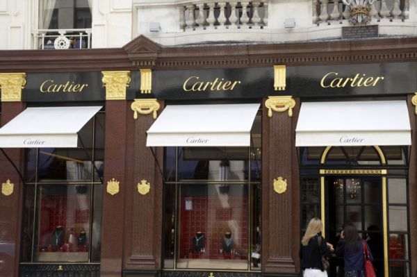 Šperkařský gigant Cartier oslavil výročí vzniku originálním klipem. Šperkařský gigant Cartier oslavil výročí vzniku originálním klipem.