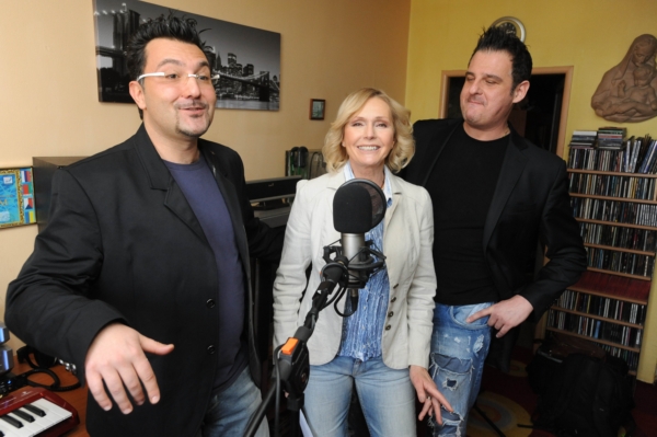 Zleva Andrea Andrei, Helena Vondráčková a Davide Mattioli.