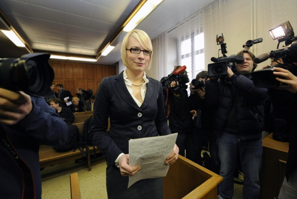 Kristýna Kočí prý byla přítomna tomu, když Michal Moroz přišel Bártovi na ministerstvo oznámit, že na něj před několika okamžiky podal Jaroslav Škárka trestní oznámení.