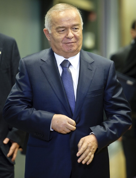 Uzbecký vůdce Islam Karimov chtěl příliš peněz za tranzit. Uzbecký vůdce Islam Karimov chtěl příliš peněz za tranzit.