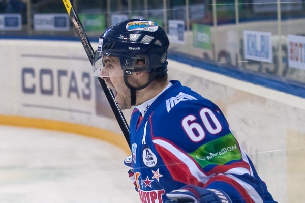 Kapitán české hokejové reprezentace Tomáš Rolinek z Magnitogorsku pomohl v pátém utkání osmifinálové série KHL proti Astaně odvrátit bezprostřední hrozbu vyřazení. Kapitán české hokejové reprezentace Tomáš Rolinek z Magnitogorsku pomohl v pátém utkání osmifinálové série KHL proti Astaně odvrátit bezprostřední hrozbu vyřazení.
