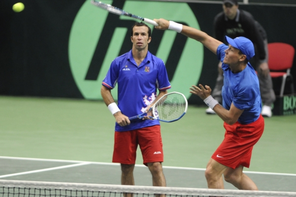 Tomáš Berdych (vpravo) s Radkem Štěpánkem.