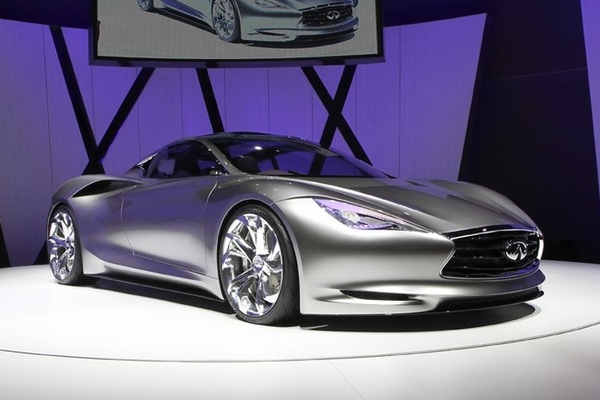 Koncept elektromobilu Infiniti Emerg-E a jeho sportovní vzezření. 