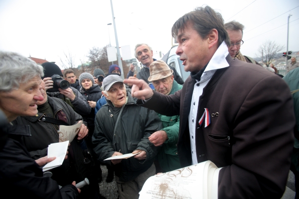 Zdeněk Ponert na demonstraci.