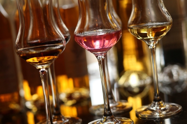 Moravský vinař Josef Valihrach z Krumvíře na Břeclavsku získal čtvrté místo na světové přehlídce vín odrůdy Chardonnay ve Francii.