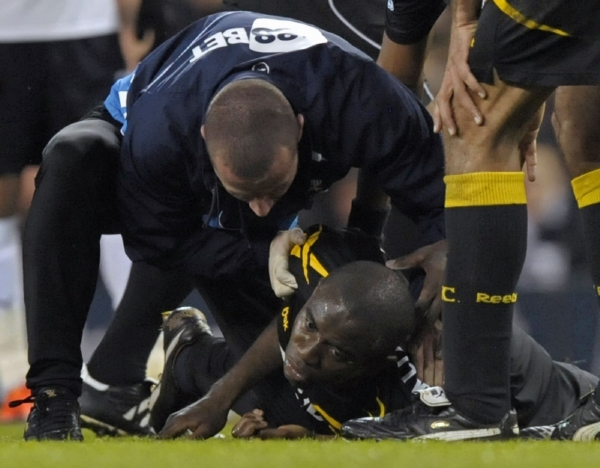 Anglický fotbalista Fabrice Muamba zkolaboval v sobotním čtvrtfinále Anglického poháru.