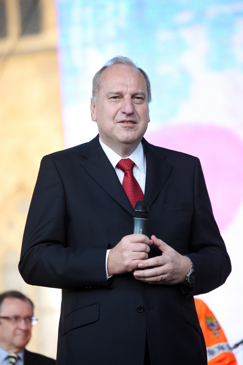 Jedním z možných kandidátů ODS na prezidenta je i europoslanec Evžen Tošenovský.