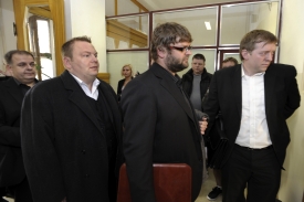 Soud by měl tentokrát dokazování provést důkladněji.