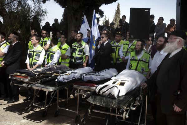 Izrael pohřbil oběti střelce z Toulouse.
