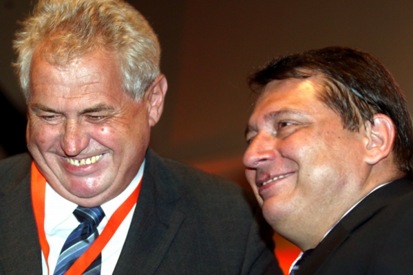 Miloš Zeman a Jiří Paroubek. Miloš Zeman a Jiří Paroubek.