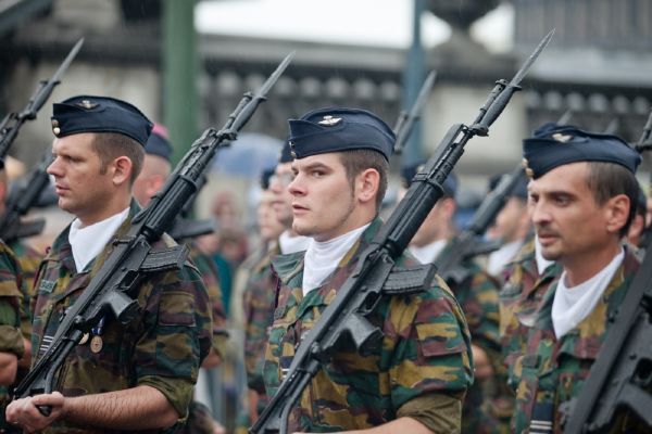 Valoni si stěžují, že mají v belgické armádě méně generálů než Vlámové (ilustrační foto).