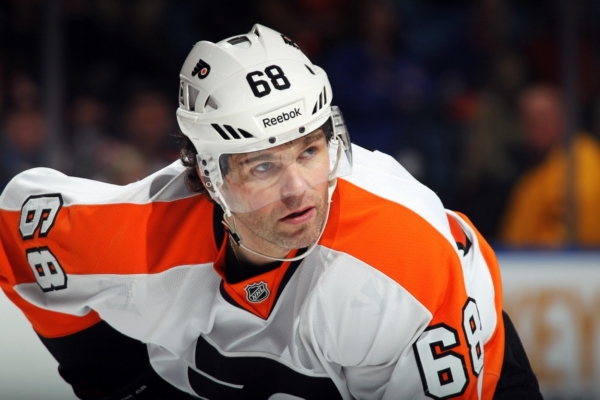 Ve čtyřiceti letech bude Jaromír Jágr bojovat o svůj třetí Stanley Cup.