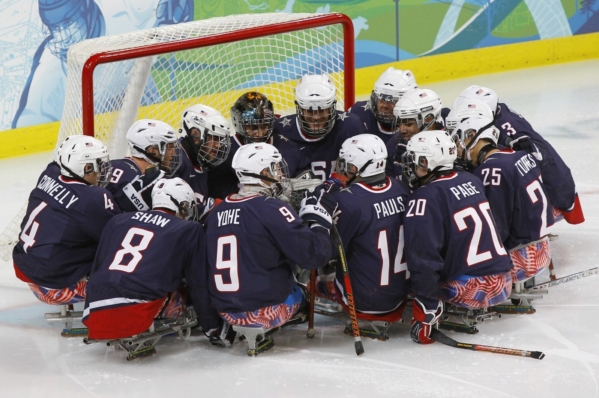 Sledge hokejisté USA.