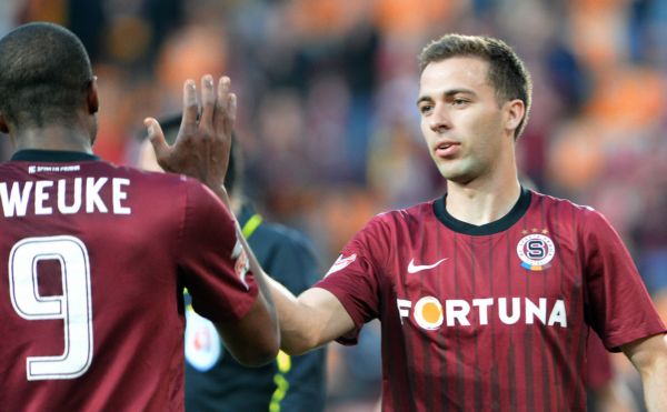 Sparta hraje s Příbramí a fandí Dukle i Ostravě.