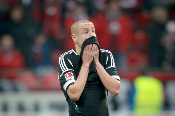 Pro českého fotbalistu Norimberku Adama Hlouška předčasně skončila sezona. 
