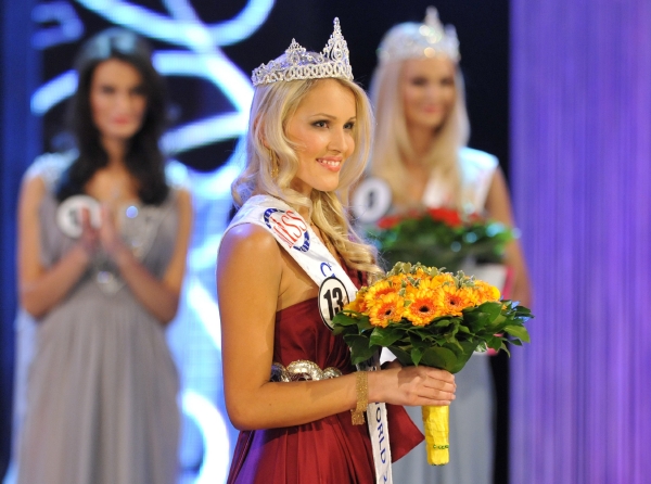 Linda Bartošová.