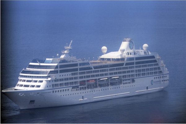 Výletní loď Azamara Quest.