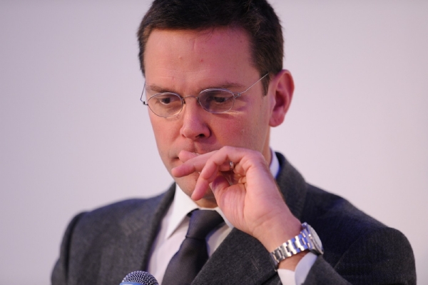 James Murdoch prý chystá rezignaci.