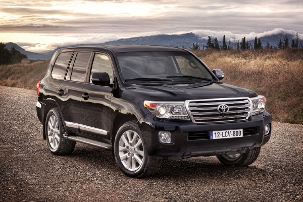 Nový Land Cruiser V8 vypadá opravdu majestátně.