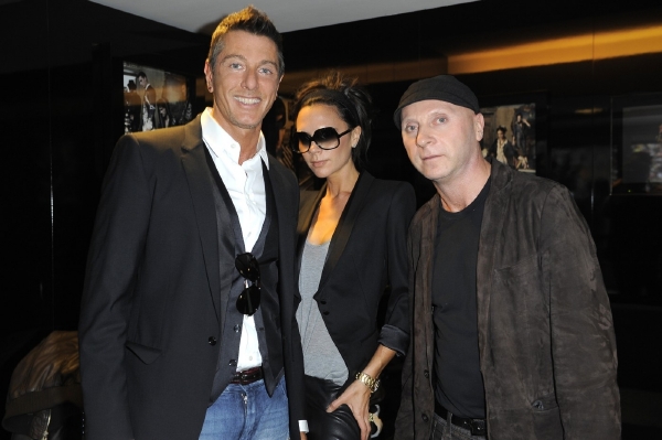 Návrhářské duo bude k vidění ve filmu Woodyho Allena. Návrhářské duo bude k vidění ve filmu Woodyho Allena.