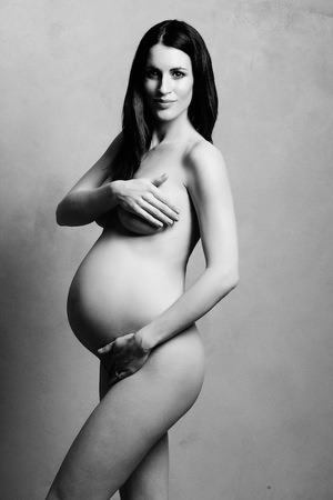 Modelce vyrostlo v těhotenství jen bříško a prsa.