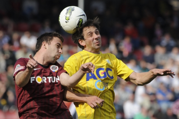 Josef Hušbauer ze Sparty (vlevo) a Milan Matula z Teplic.
