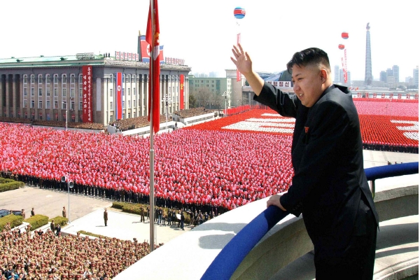 KLDR na svém území jaderné inspektory nechce. KLDR na svém území jaderné inspektory nechce.