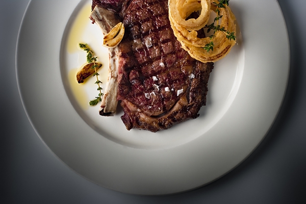 Steak z pražské restaurace Cowboys, který připravil Zdeněk Lacman.