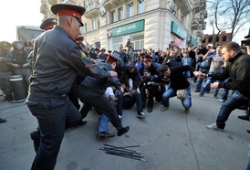 Dosavadní tresty prý demonstranty dostatečně neodstrašovaly.