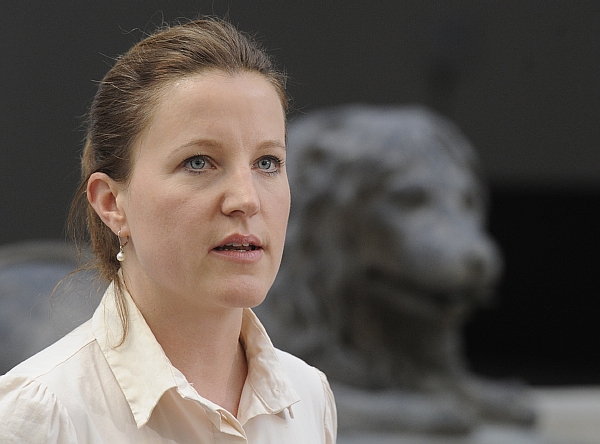 Karolína Peake (nez.).
