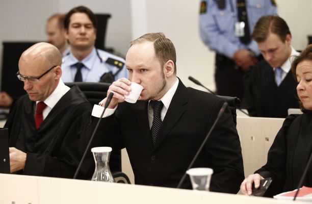 Soud s Breivikem probíhá velice poklidně.