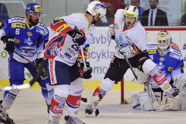 Hokejová extraliga může už dnes korunovat svého nového mistra. 