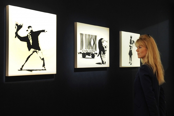 Nejznámější londýnský streetartový umělec Banksy pořádá i aukční výstavy (ilustrační foto).