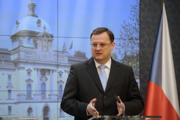 Petr Nečas je podle rakouského deníku Wiener Zeitung bezradný.