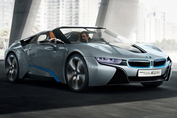 Koncept, který bezesporu zaujme - BMW i8 Spyder.